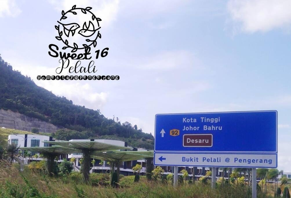 Sweet 16 Pelali Homestay Pengerang Buitenkant foto