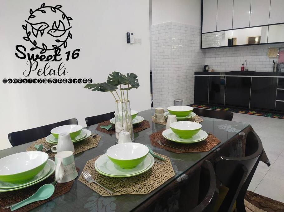 Sweet 16 Pelali Homestay Pengerang Buitenkant foto